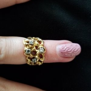 14kt Yellow gold ring, custom design with Diamonds